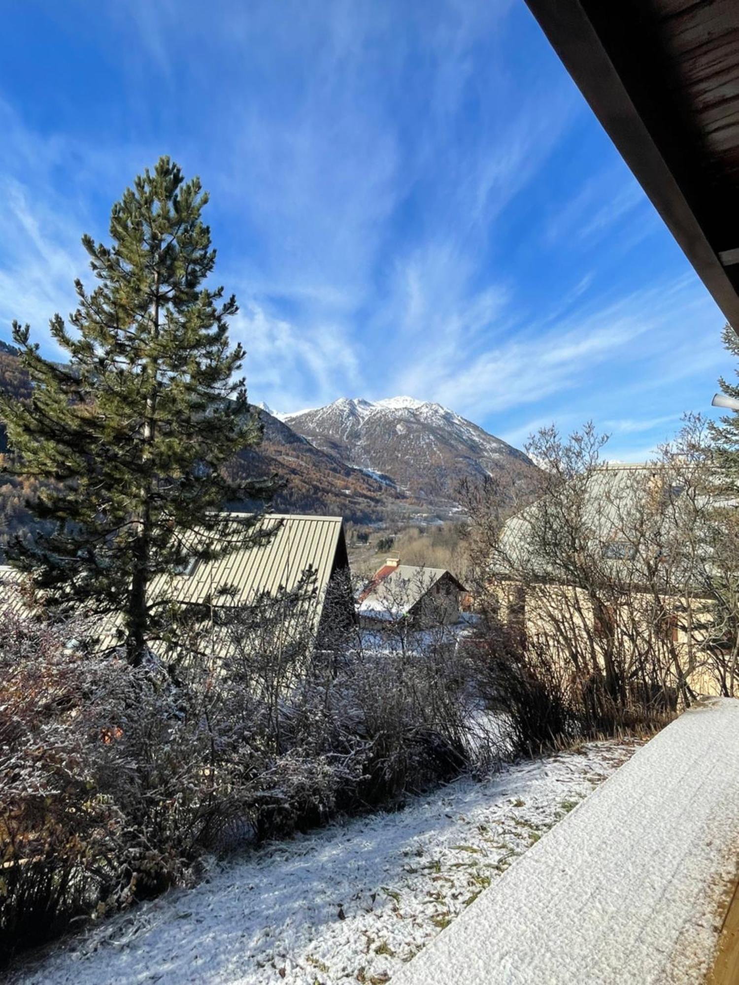 Serre Chevalier Studio 30 M2 Coin Montagne A 8 Minutes Des Pistes Saint-Chaffrey Dış mekan fotoğraf