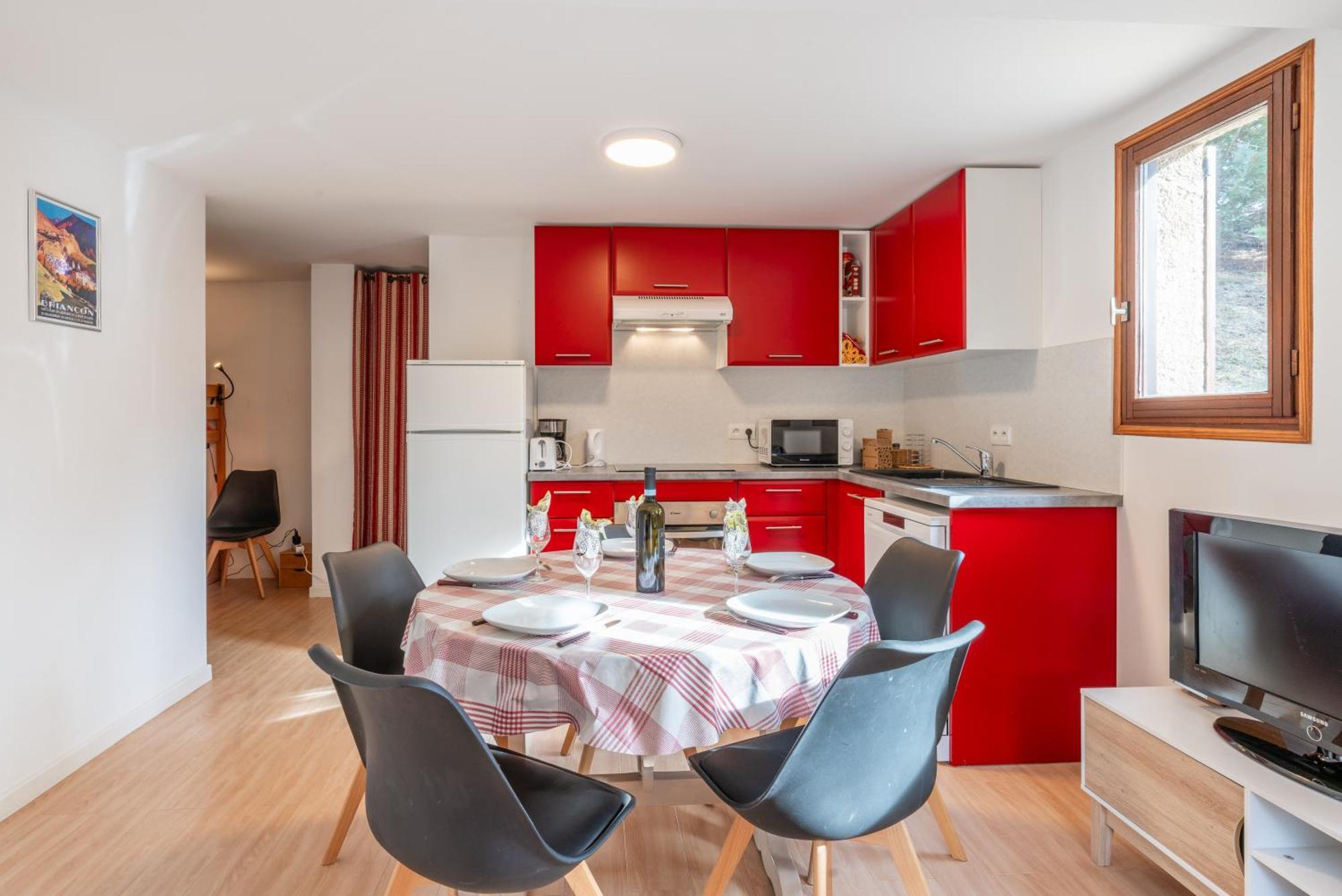 Serre Chevalier Studio 30 M2 Coin Montagne A 8 Minutes Des Pistes Saint-Chaffrey Dış mekan fotoğraf